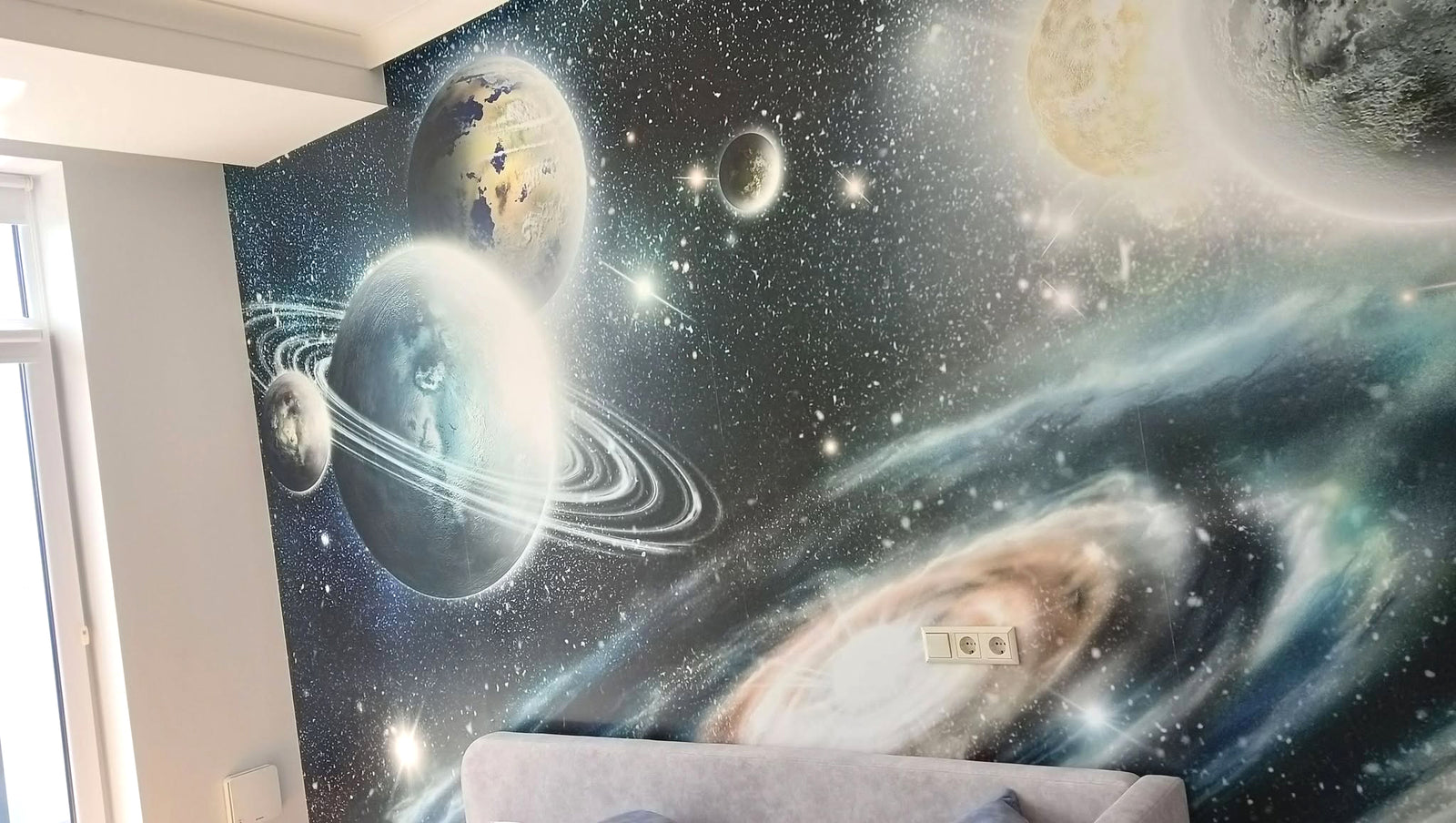 Interior decorat cu un produs Artshop