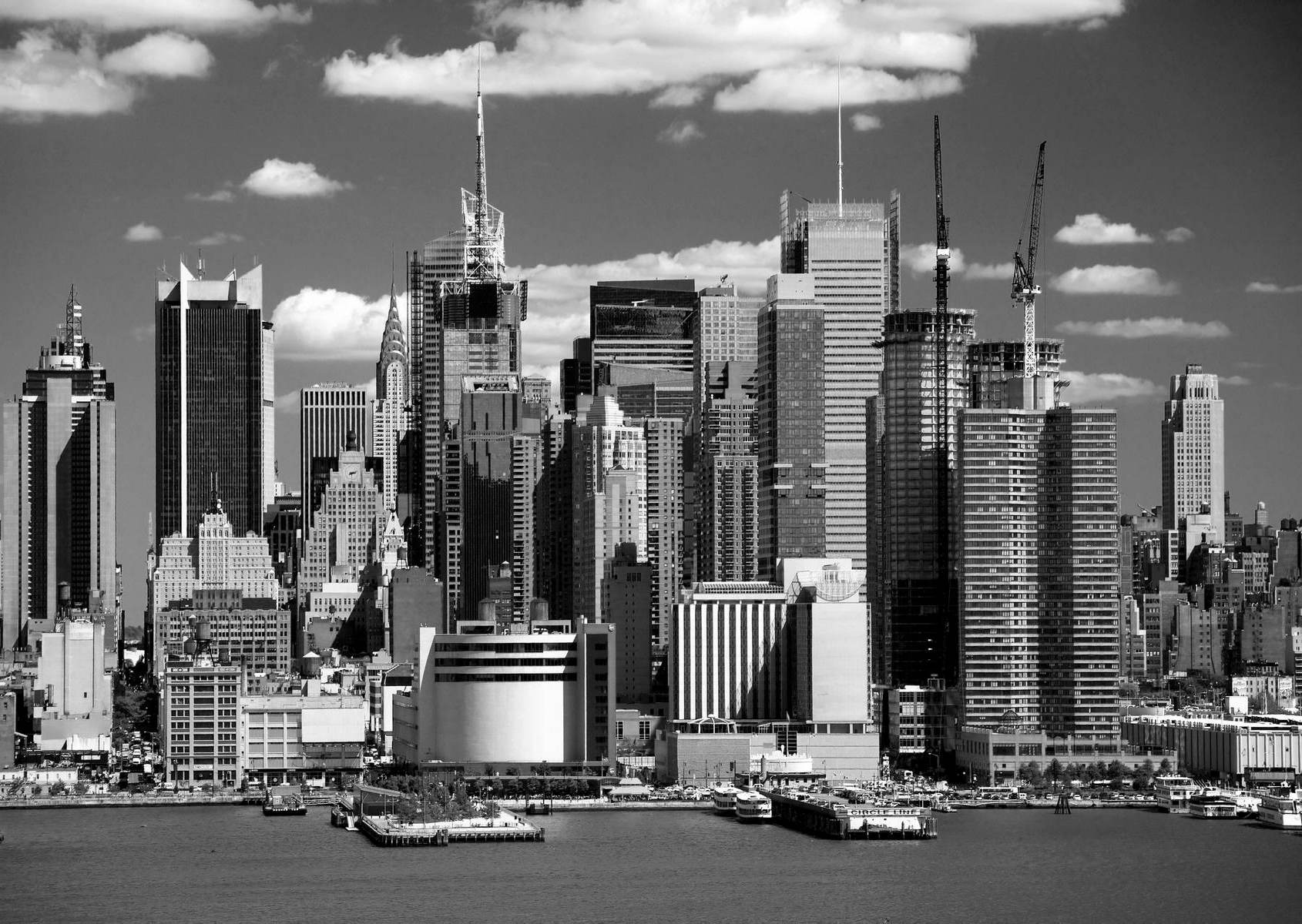 Skyline new york alb-negru văzut de pe apă
