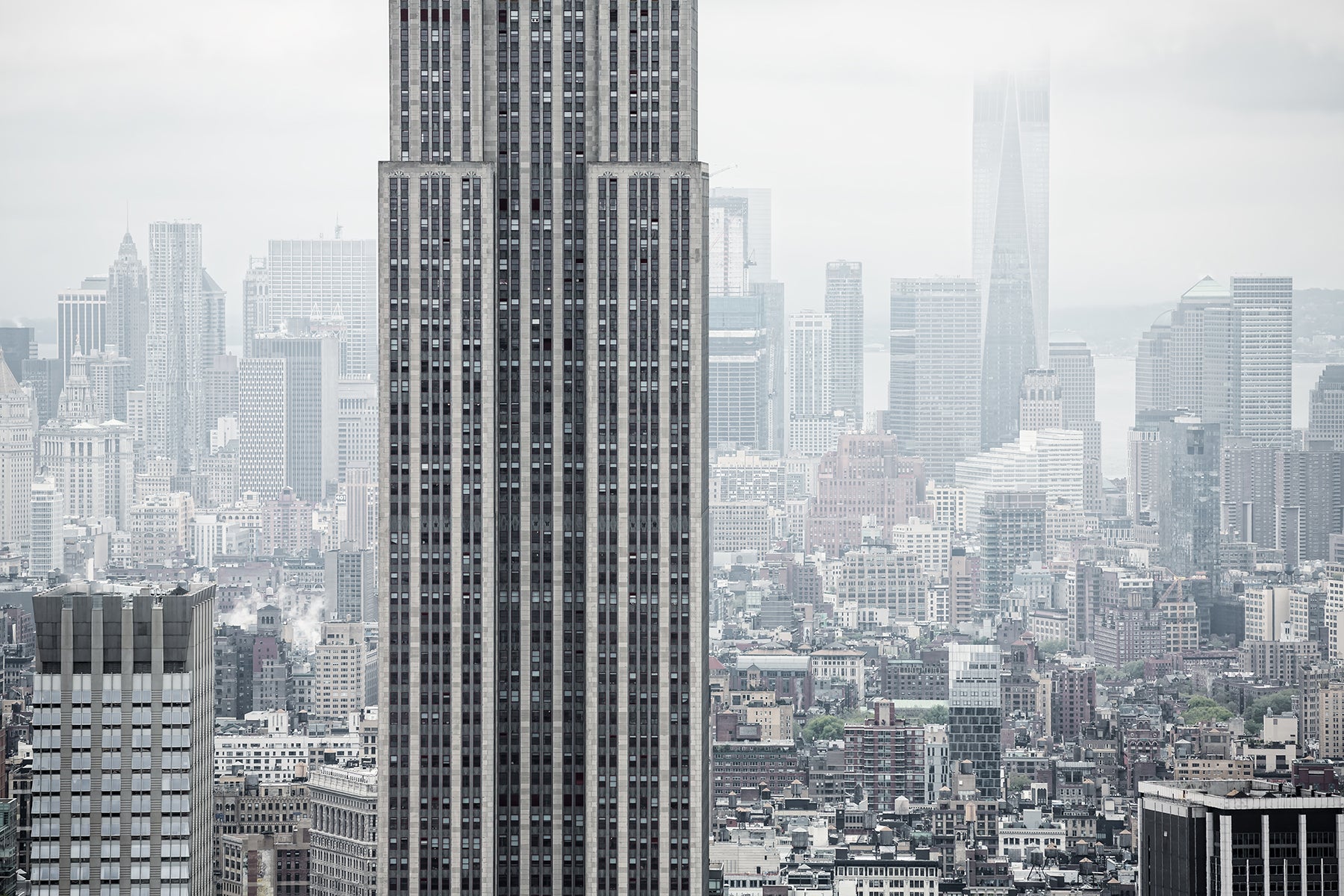 New York în tonuri gri urbane