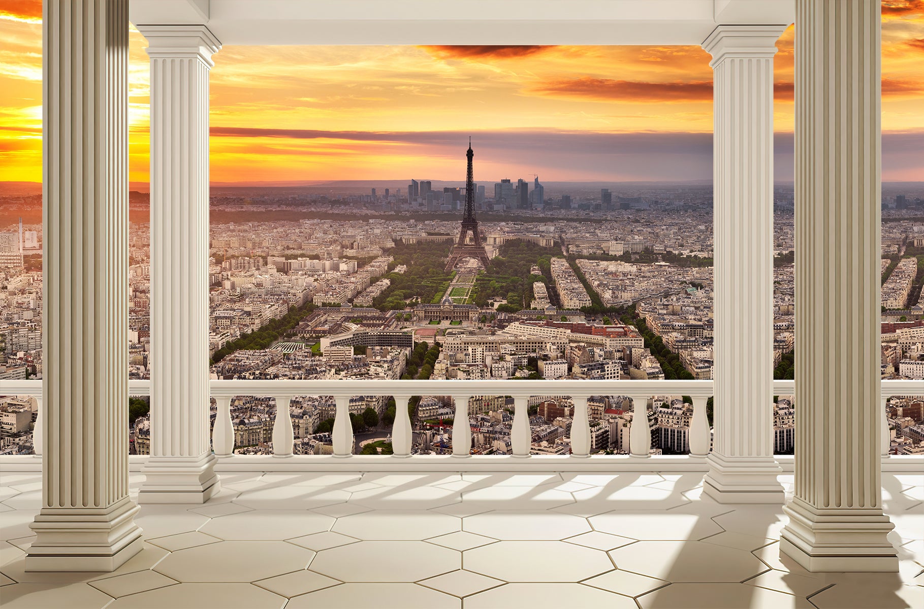 Balcon cu vedere spre Paris la apus