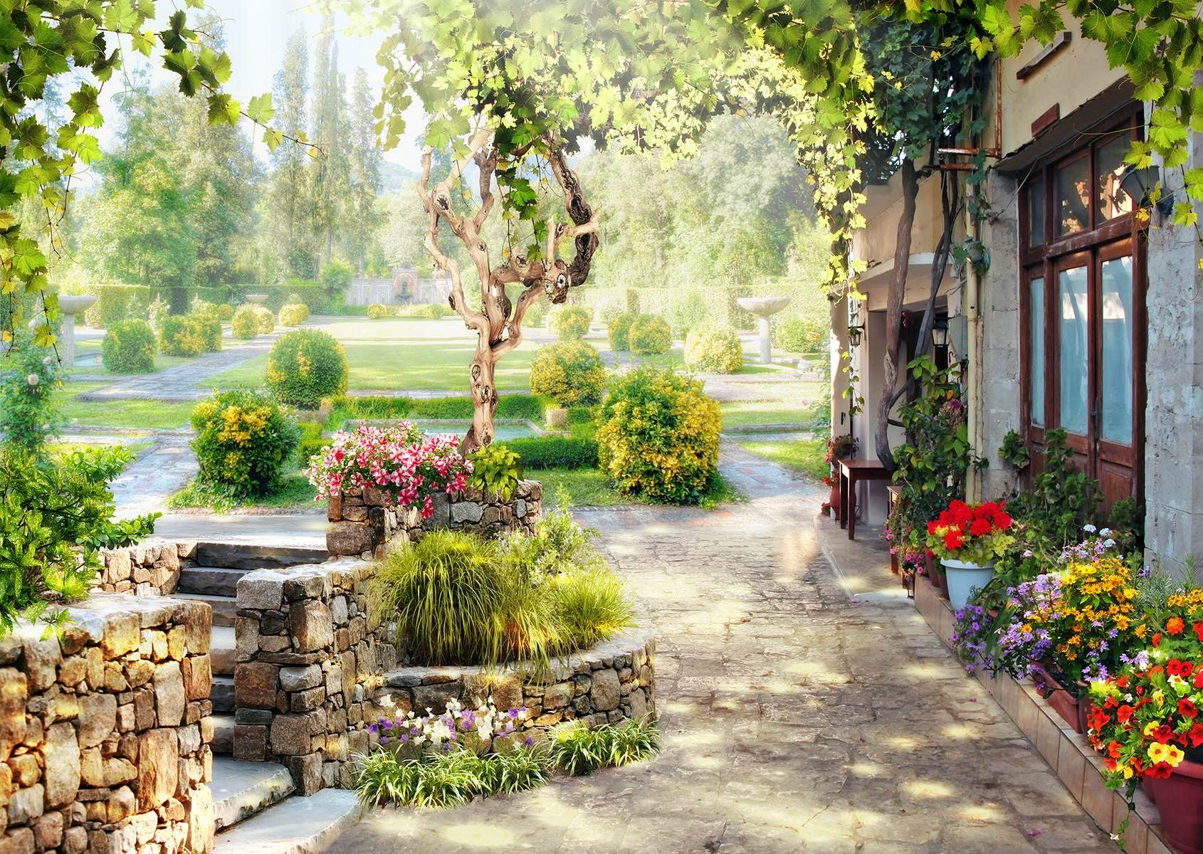 Grădină luminoasă cu fântână rustică