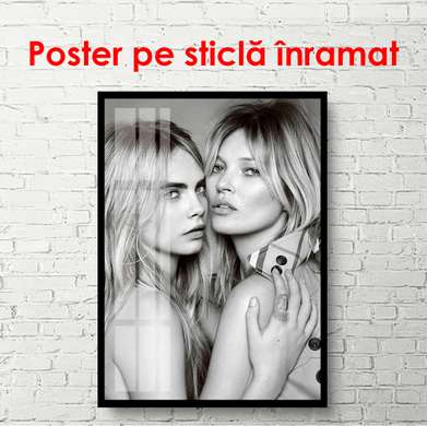 Постер - Кейт Мосс и Кара Делевинь, 60 x 90 см, Постер в раме, Личности