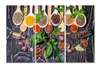 Tablou Pe Panza Multicanvas,Condimente multicolore pe o masă de lemn, 70 x 50