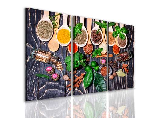 Tablou Pe Panza Multicanvas,Condimente multicolore pe o masă de lemn