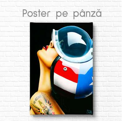 Постер - Девушка в каске, 60 x 90 см, Постер на Стекле в раме, Ню