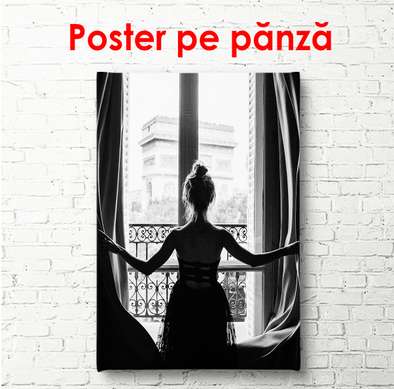 Постер - Девушка с черном платье у окна, 30 x 45 см, Холст на подрамнике, Черно Белые