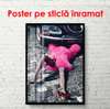 Poster - Fată care repară o mașină, 30 x 45 см, Panza pe cadru, Diverse