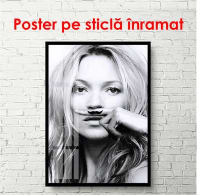 Постер - Портрет Кейт Мосс, черно белый, 60 x 90 см, Постер в раме, Личности
