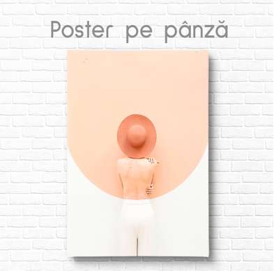 Постер - Девушка с бежевой шляпой, 30 x 45 см, Холст на подрамнике