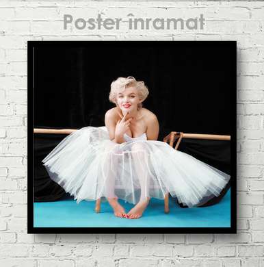 Poster - Merry Marilyn Monroe, 100 x 100 см, Framed poster on glass
