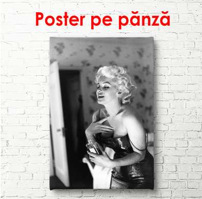 Poster - Marilyn Monroe și parfumul, 45 x 90 см, Poster inramat pe sticla, Persoane Celebre