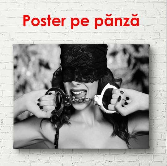 Poster - Fata cu cătușe și cu ochiul, 90 x 60 см, Poster înrămat