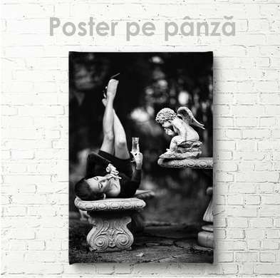 Постер - Ангел и девушка, 60 x 90 см, Постер на Стекле в раме, Черно Белые