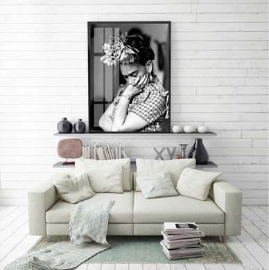 Poster - Frida Kahlo - portret alb-negru, 60 x 90 см, Poster înrămat, Persoane Celebre