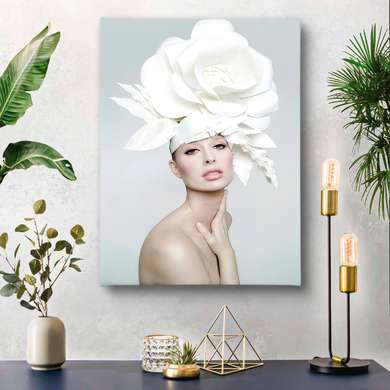 Poster - Fată și floare albă, 30 x 45 см, Panza pe cadru