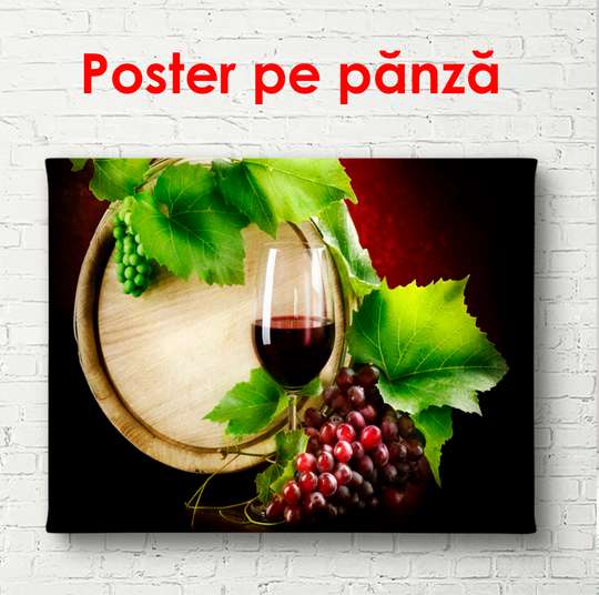 Постер - Бокал красного вина на фоне бочки, 90 x 60 см, Постер в раме, Еда и Напитки