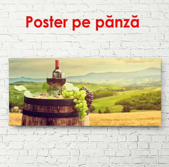 Постер - Бутылка вина с виноградом на бочке на фоне парка, 90 x 45 см, Постер в раме