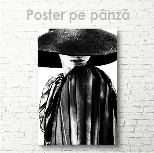Poster - Doamnă în pălărie neagră, 30 x 45 см, Panza pe cadru