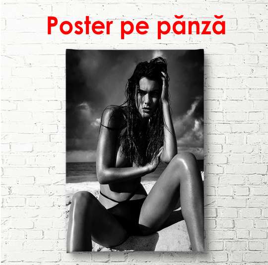 Poster - Fată pe plajă pozează, 30 x 45 см, Panza pe cadru, Nude