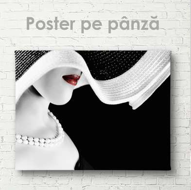 Poster - Doamnă cu buze roșii și pălărie, 45 x 30 см, Panza pe cadru, Nude