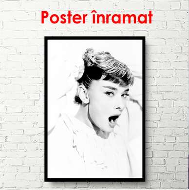 Poster - Black and white portrait of Sophia Loren, 60 x 90 см, Framed poster