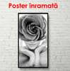 Poster - Fată cu trandafir, 50 x 150 см, Poster înrămat, Alb Negru