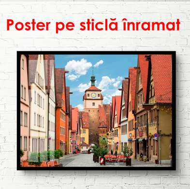 Poster - Curtea cu case frumoase luminoase, 90 x 60 см, Poster înrămat, Orașe și Hărți