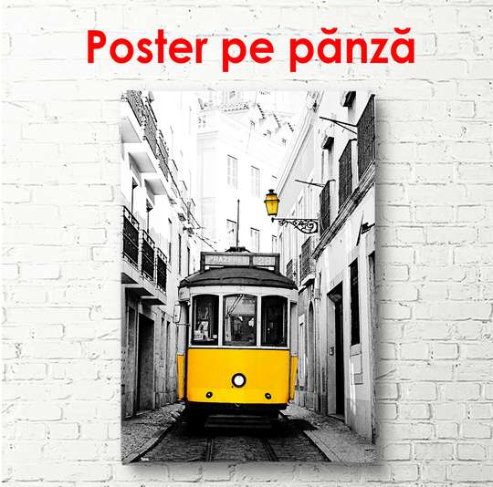 Постер - Желтый винтажный трамвай, 30 x 60 см, Холст на подрамнике