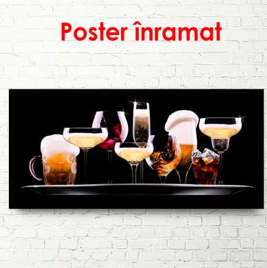 Постер - Набор различных напитков на черном фоне, 60 x 30 см, Холст на подрамнике
