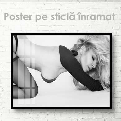 Poster - Curves, 45 x 30 см, Canvas on frame, Nude