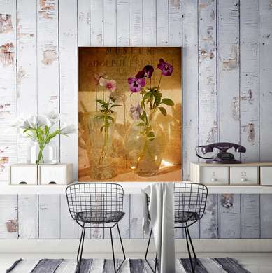 Poster - Flori de primăvară violet într-o vază pe masă, 60 x 90 см, Poster înrămat, Provence