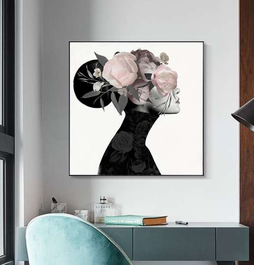 Картина в Раме - Девушка с цветами, 60 x 60 см