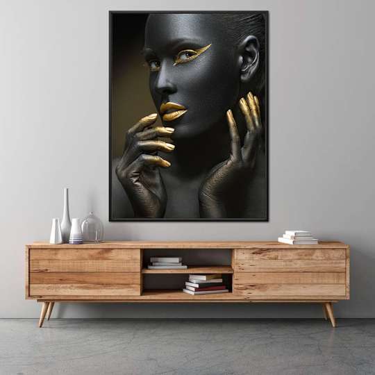 Tablou înramat - Fată cu buze aurii, 50 x 75 см