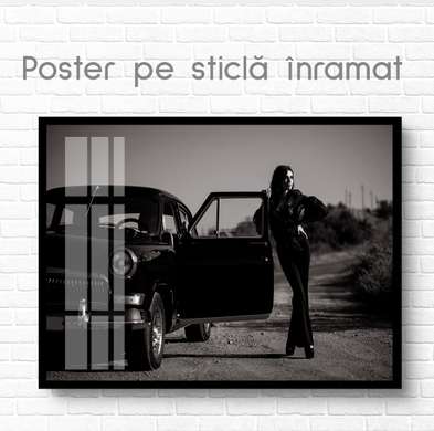Poster - Fată și mașină retro, 90 x 60 см, Poster inramat pe sticla