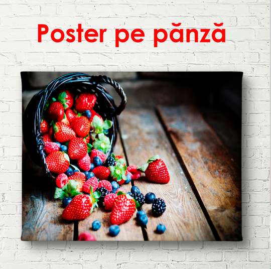 Poster - Berries scattered on the floor, 90 x 60 см, Framed poster