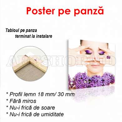 Poster - Fată cu machiaj violet aprins, 100 x 100 см, Poster inramat pe sticla, Diverse