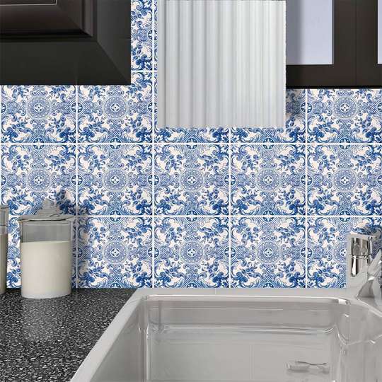 Portuguese tiles with blue patterns