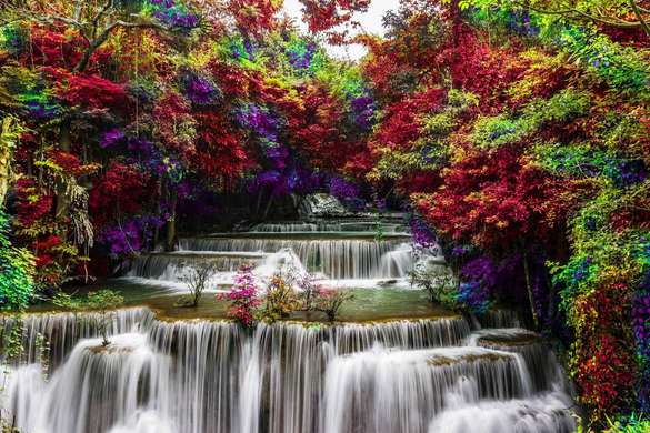 Фотообои - Красивый водопад в лесу с деревьями с красными листьями