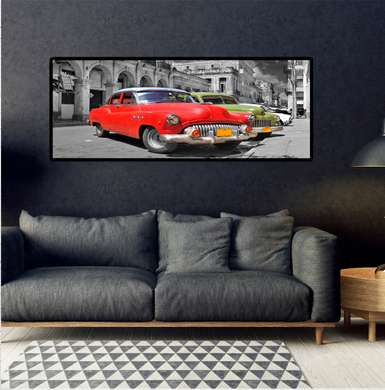 Постер - Разноцветные старинные автомобиле в сером дворе, 90 x 45 см, Постер в раме, Транспорт