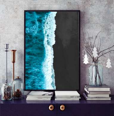 Poster - Plajă neagră și apă turcoaz, 30 x 45 см, Panza pe cadru, Tema Marină