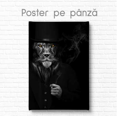 Poster, Leu plin de farmec cu pălărie și pipă, 60 x 90 см, Poster inramat pe sticla